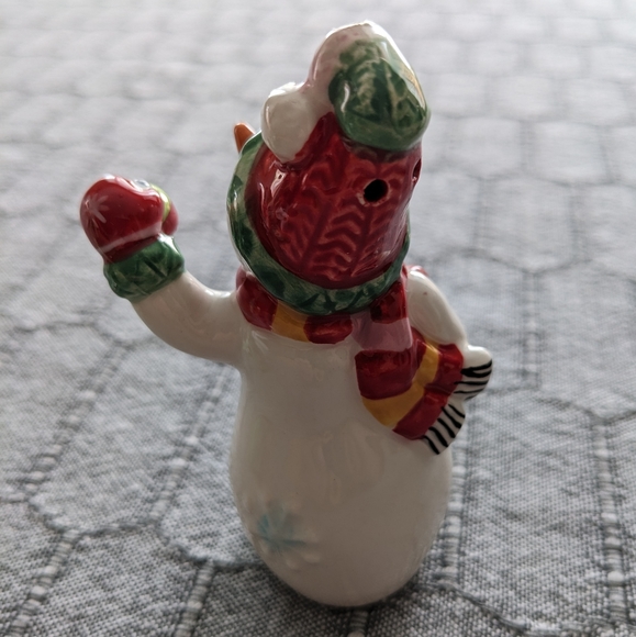 Fitz and Floyd Snowflake and Jake Salt and pepper shakers set with box 2… - Picture 4 of 11